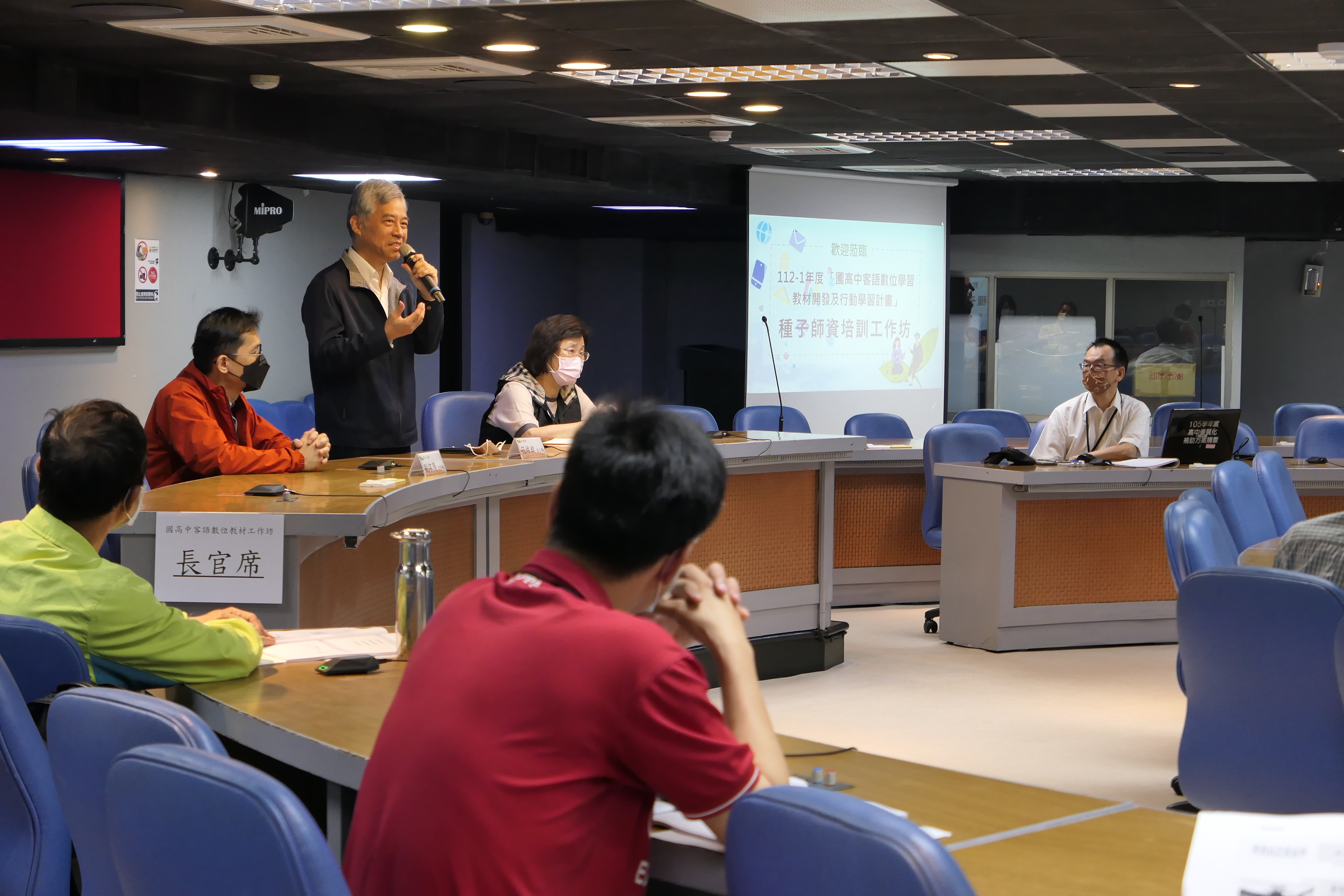 圖2 客委會范佐銘副主委希望透過學校的教育，讓客語慢慢復甦。.JPG