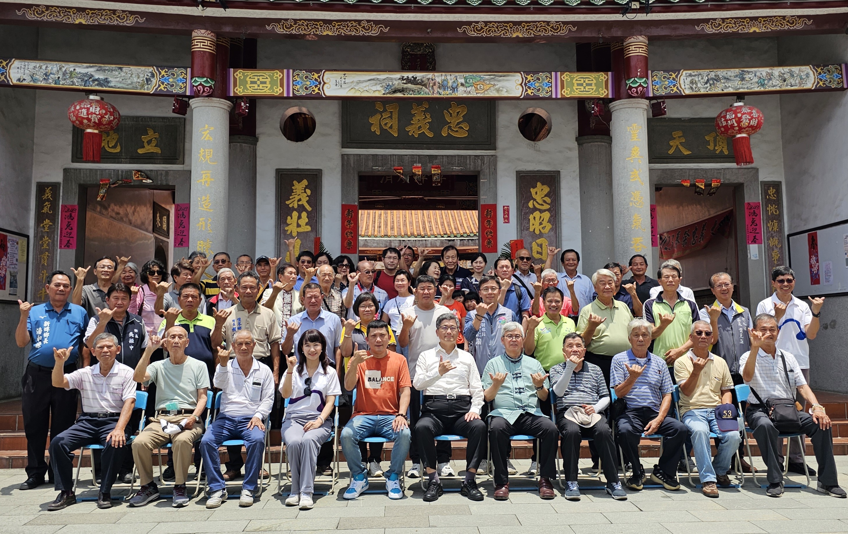 圖3  客委會主委楊長鎮與高屏縣市12鄉區及六堆大總理後代共同在六堆日於忠義祠祭祀六堆先民.jpg