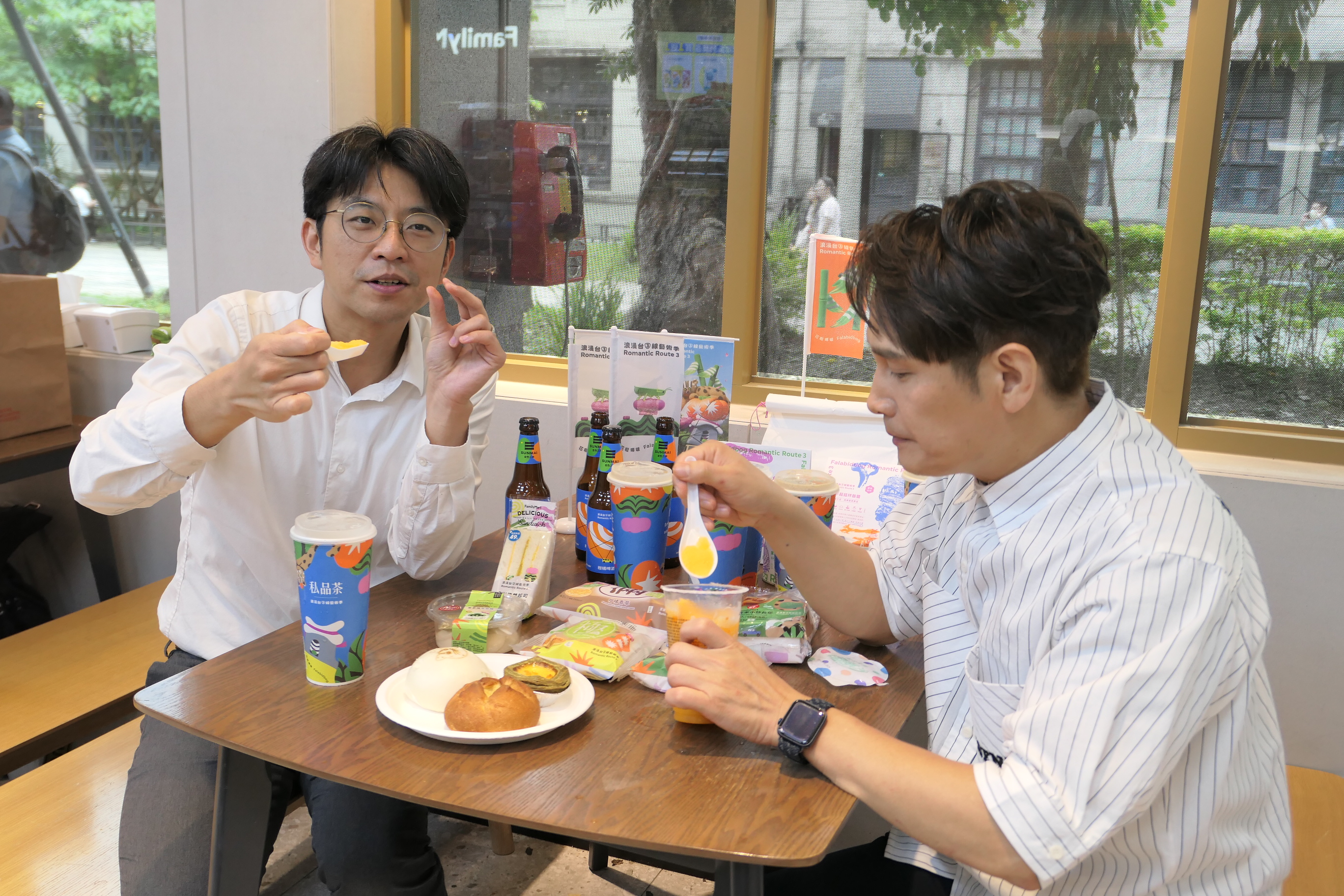 圖5 冰品「柑橘汽水風味酷繽沙」由台三線茂谷桶柑果汁製成，從視覺到實際喝下都帶來滿滿的冰涼好滋味。.JPG
