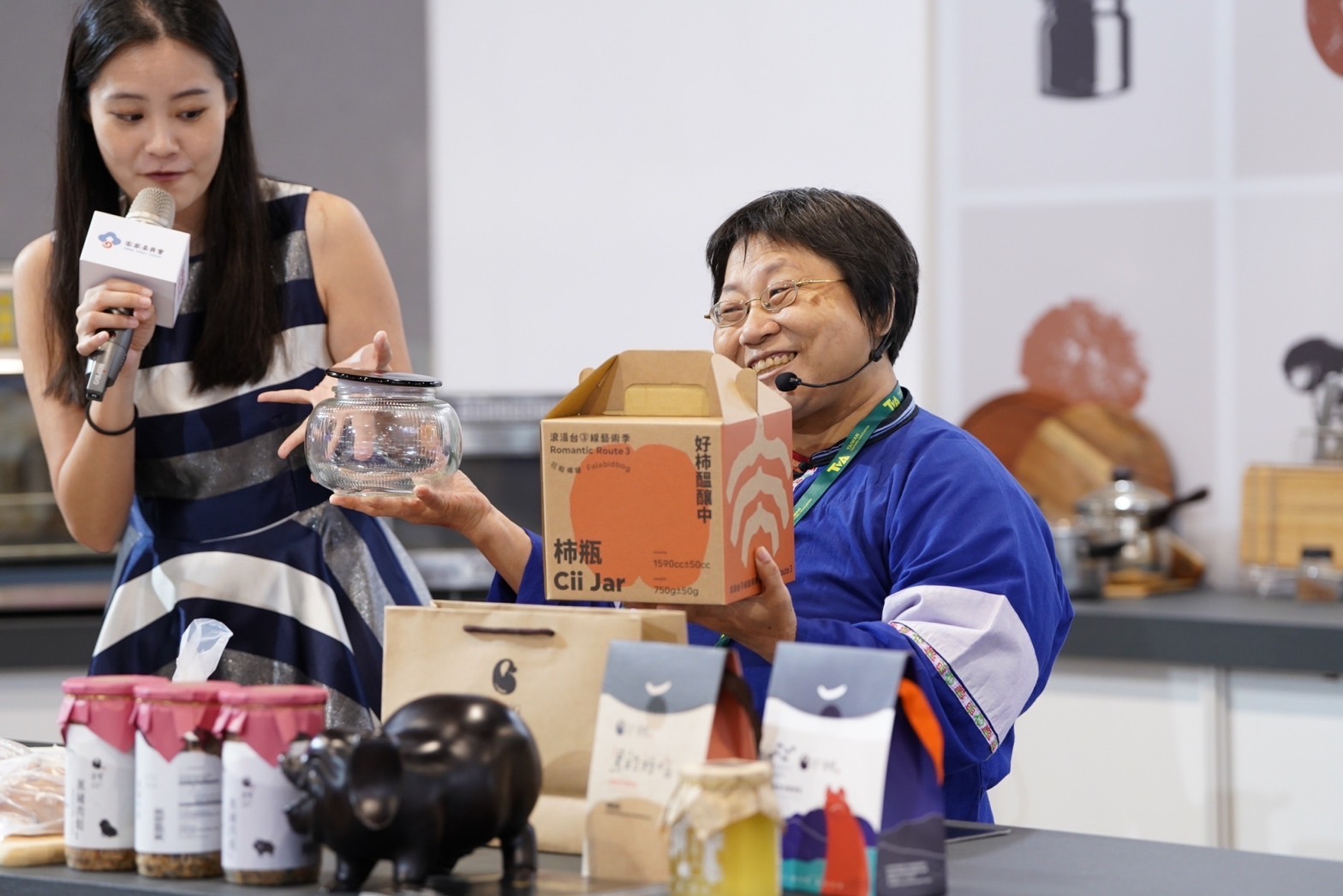 圖5 台灣美食展客家館以「【品‧味緒】HAKKA MIXI」為題，邀請大家到客家館吃小炒、喝貓裏紅茶、買客家漬物等.jpg