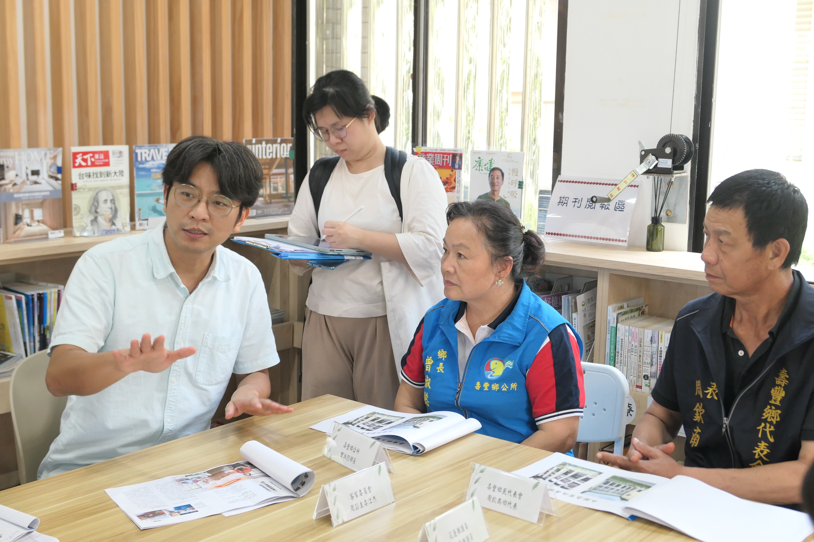 圖4_周副主委希望藉由圖書館專家學者的專業，協助地方圖書館發現營運問題並提出改善建議。.JPG