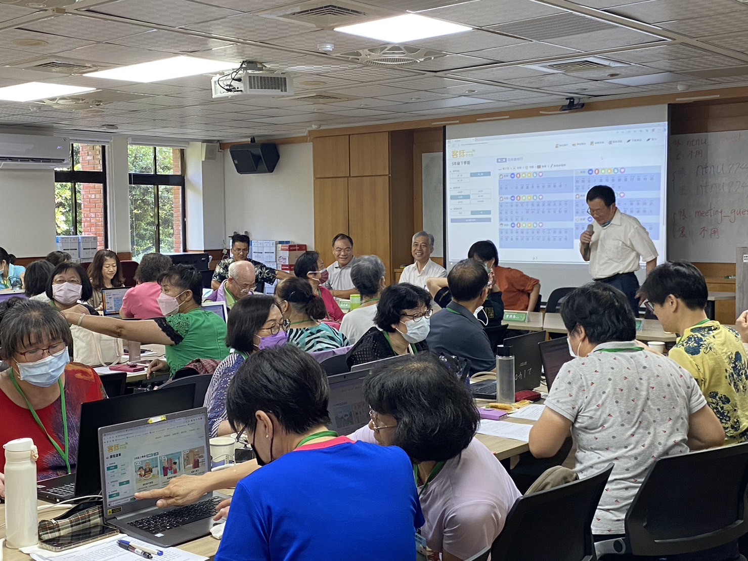 客委會在國立臺灣師範大學舉辦「國小客語數位學習種子師資培訓工作坊」.jpg
