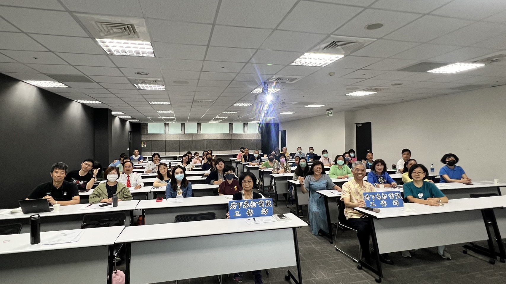 圖2共下來打嘴鼓大合照.jpg