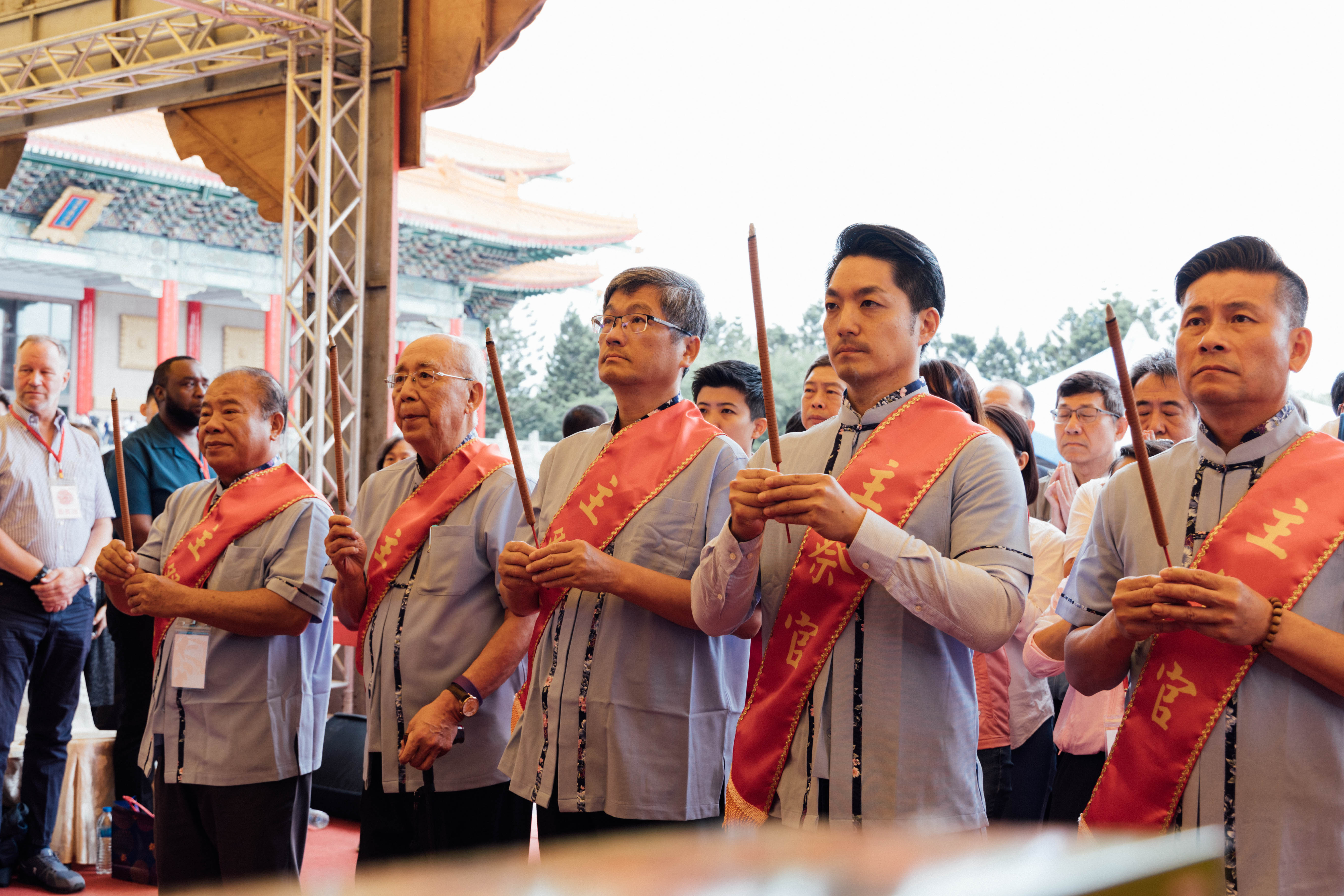 圖4 由楊主委與臺北市市長蔣萬安等擔任主祭官，並上香祈願風調雨順、國泰民安。.jpg