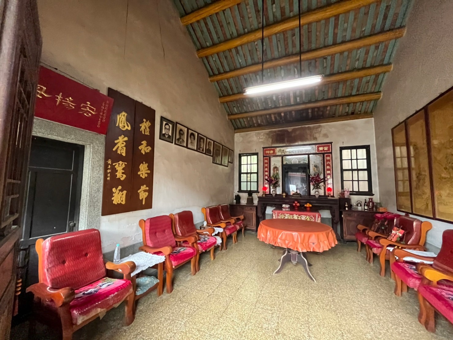 圖2 北埔新姜天水堂內部景象.jpg