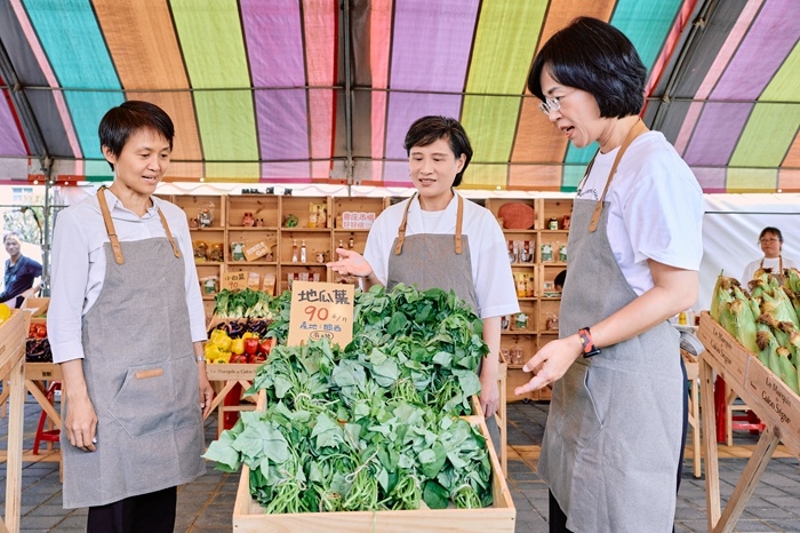古主委表示,不同地區有各自獨特的食材與產品,這些都是認識客家文化很重要的媒介