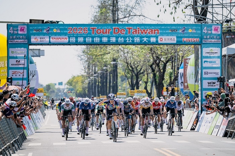 義大利索盧森隊拉約維奇(Dusan Rajovic)以2小時44分49秒奪下第2個單站冠軍(照片來源：國際自由車環台賽)