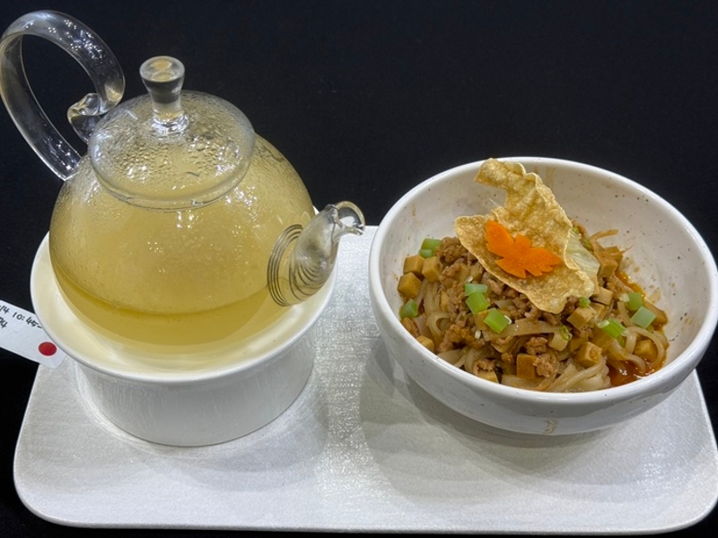 雀巢專業餐飲亞洲麵食挑戰賽:客韻韓風極汁雙味麵-金牌(全場第二高分)