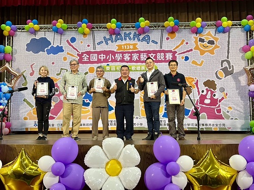 東區初賽得獎合影3